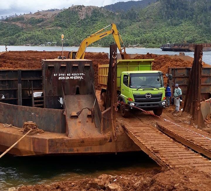 Kinerja “Mencla Mencle” Polda Sultra, Siang Police Line Cargo PT. Bumi, Malam Dibuka