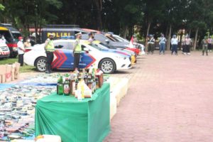 Jelang Nataru, Polda Sultra Musnahkan 3427 Botol Miras Ilegal