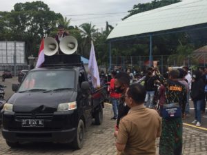 Sekretariat DPRD Sultra Digeruduk, Gegara Oknum Anggota Dewan Diduga Terlibat Kasus Asusila