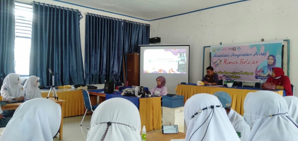 SMAN 3 Bombana Wakili Sultra Sebagai Penyelenggara Science Festival Film 2021