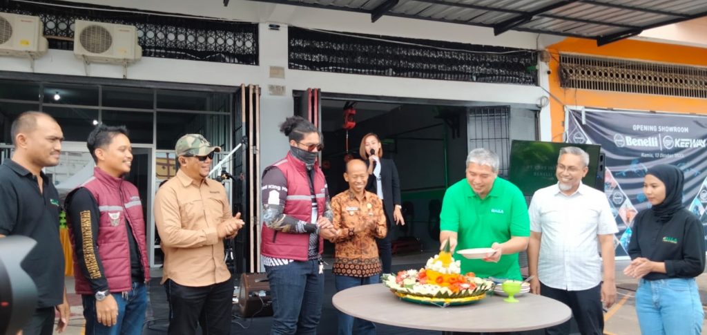 Kalla Kars Launching Showroom Baru Benelli Keeway di Kota Kendari