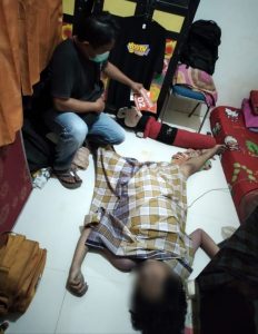 Seorang Mahasiswa UHO Kendari Ditemukan Tergeletak Tak Bernyawa di Indekost