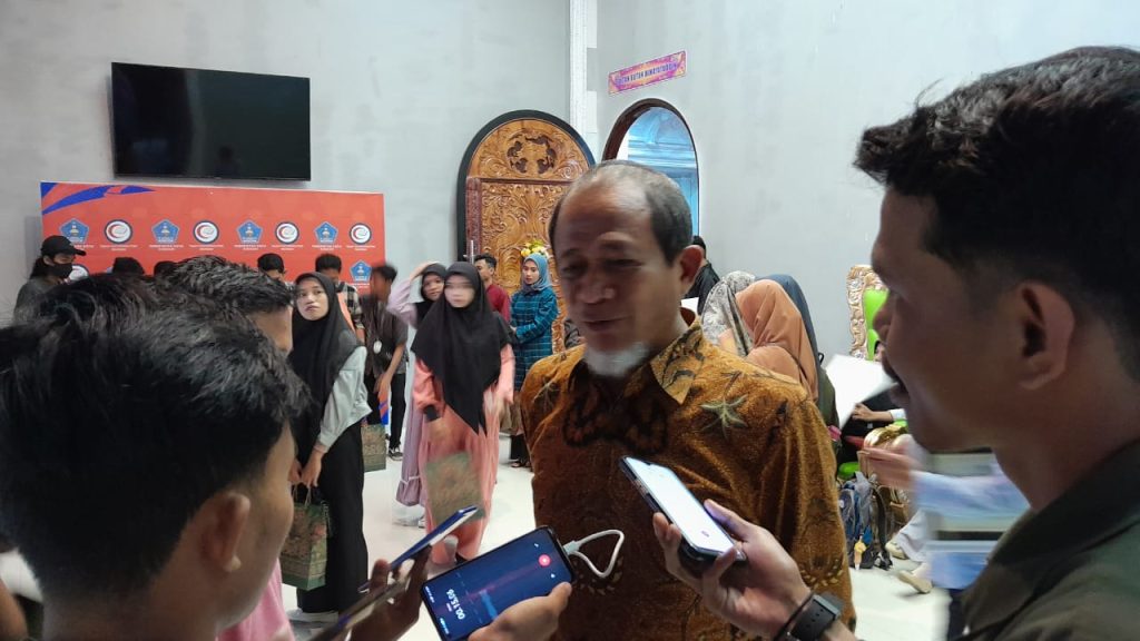 Mantan Rektor UHO Sebut Rusmin Abdul Gani The Next Gubernur Sultra