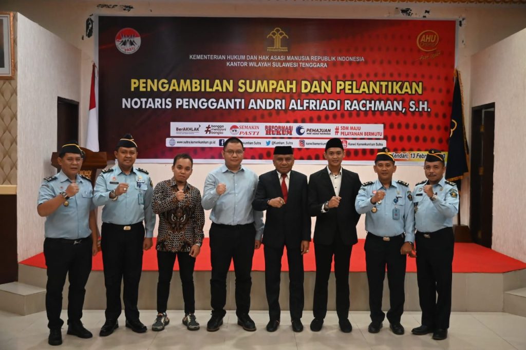 Lantik Notaris Pengganti, Silvester Sili Laba Ingatkan Notaris Berhati-hati Menjalankan Tugas