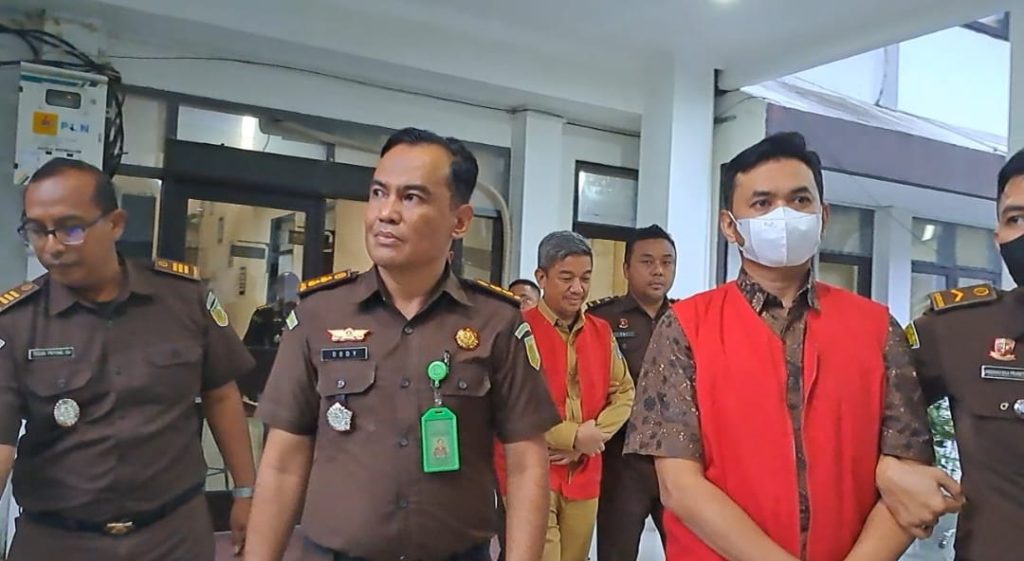 Resmi Ditetapkan Tersangka Suap Alfamidi, Ridwansyah Taridala Ditahan di Rutan Kelas IIA Kendari