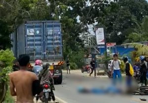 Dua Pelajar SMK Kesehatan di Kendari Tabrak Truk Kontainer, Satu Orang Tewas di Tempat