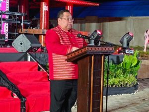 Kastor Kendari Peringati HUT ke-59, Anton Timbang Jelaskan Filosofis Rumah Tongkonan