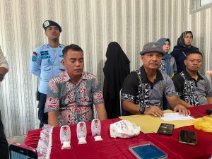 Seorang IRT Ditangkap, Selundupkan Sabu Saat Jenguk Suaminya di Lapas Kendari