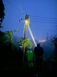 PLN Ingatkan Masyarakat Jaga Keamanan Penggunaan Listrik saat Musim Penghujan