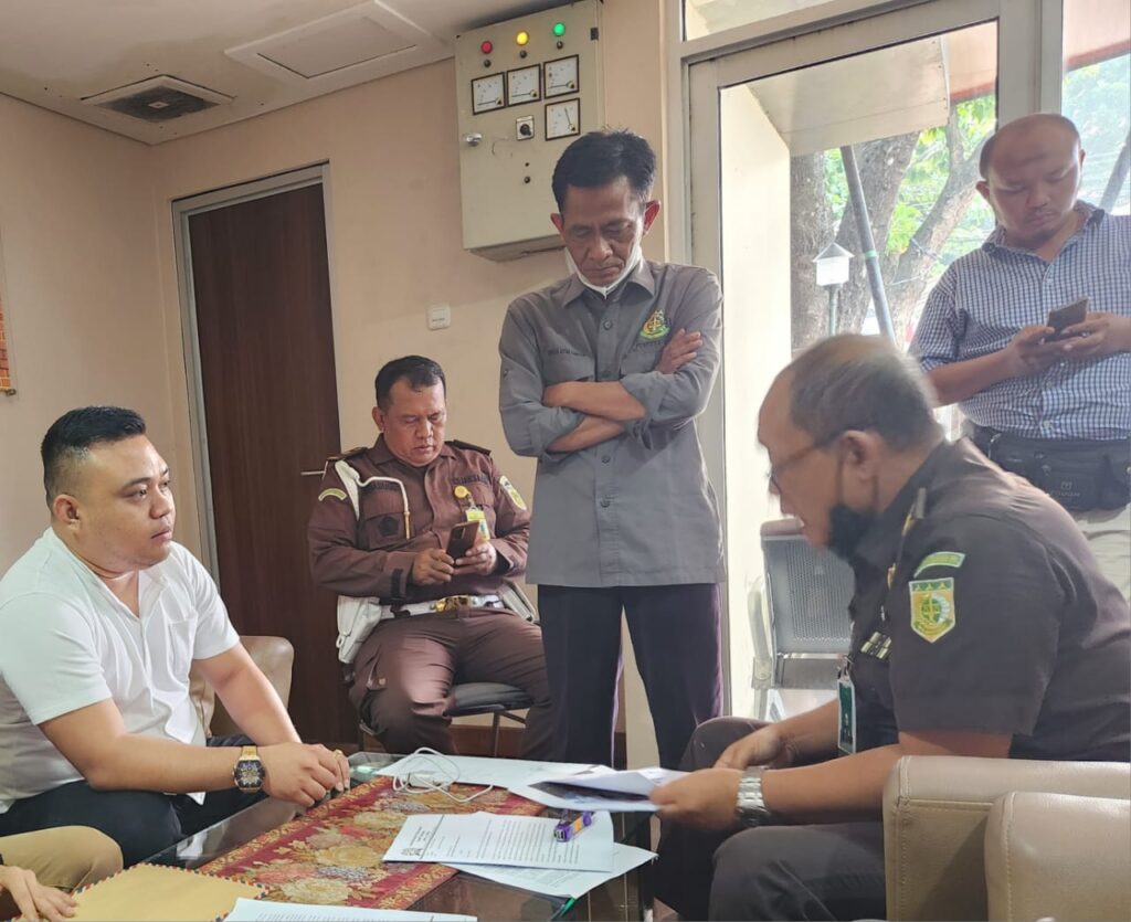 Ampuh Sultra Resmi Laporkan Dugaan Korupsi Proyek Land Clearing Kepala BPBD Konut dan Oknum Kontraktor di Kejagung RI