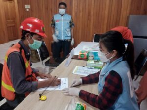 BNNP Sultra Tes Urine Karyawan PT BSJ dan PT JAS di Konawe Utara