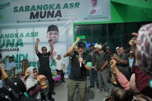 ASR Komitmen Kebijakan Berpihak untuk Masyarakat saat Pertemuan di Raha