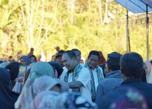 ASR-Hugua Prioritaskan Pertanian dan Kesehatan Saat Silaturahmi Bersama Masyarakat di Konawe Selatan