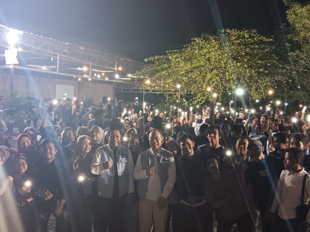 ASR-Hugua Bincang Santai Bersama Ribuan Milenial untuk Wujudkan Sultra Maju