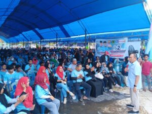 Ribuan Pendukung ASR-Hugua Hadiri Kampanye di Eks MTQ Kendari