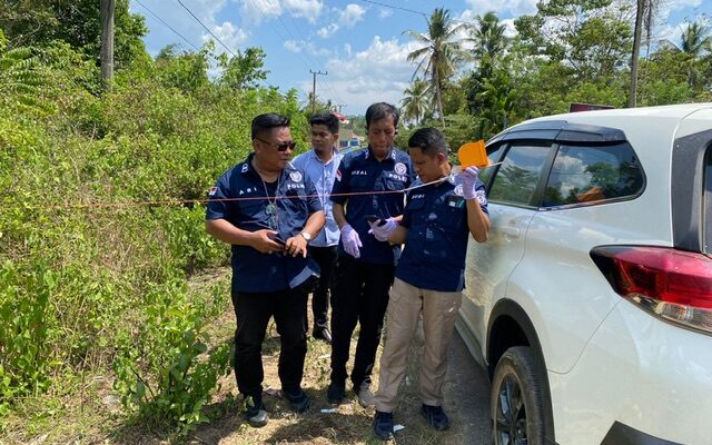 Tim Labfor Polda Sulsel Selidiki Penyebab Retaknya Kaca Mobil Dinas Camat Baito