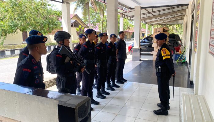 Pilkada Damai 2024: Polres Konawe Bersama Brimob dan TNI Amankan Debat Terbuka Calon Bupati