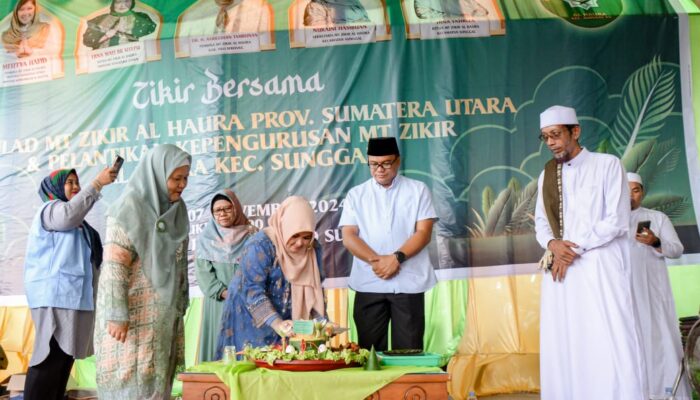 Dr. Asri Ludin Tambunan Lantik MT Zikir Al Haura, Ajak Tingkatkan Moral di Tengah Arus Globalisasi
