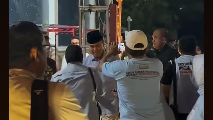 ASR-Hugua Didukung Ratusan Warga Kolaka dalam Debat Publik Kedua Pilgub Sultra