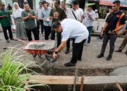 Respon Cepat Pasangan ADIL Tanggapi Keluhan Masyarakat, Bahu Jalan Amri Tambunan Langsung Diperbaiki