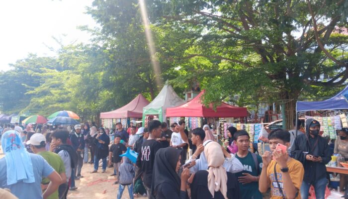 Pelaku UMKM Dapat Berkah saat Kampanye Akbar ASR-Hugua di Kolaka