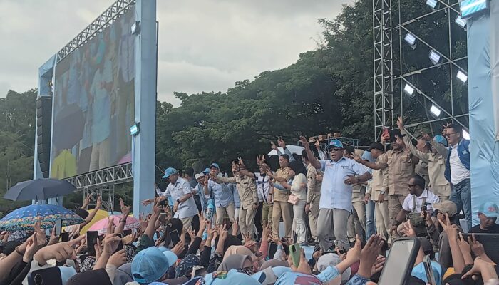 Ribuan Warga Kolaka Hadiri Pesta Rakyat Berkah ASR-Hugua, Dimeriahkan Artis Ibu Kota
