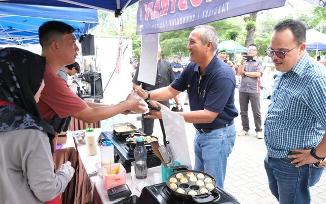 Berbagi Sembako, Bazar UMKM dan Donor Darah Warnai Peringatan Setahun Transformasi PTPN 1