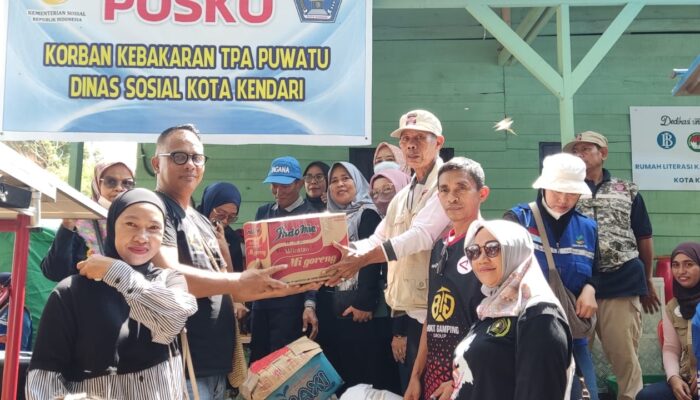 PWI Sultra Peduli Korban Kebakaran di TPA Puuwatu