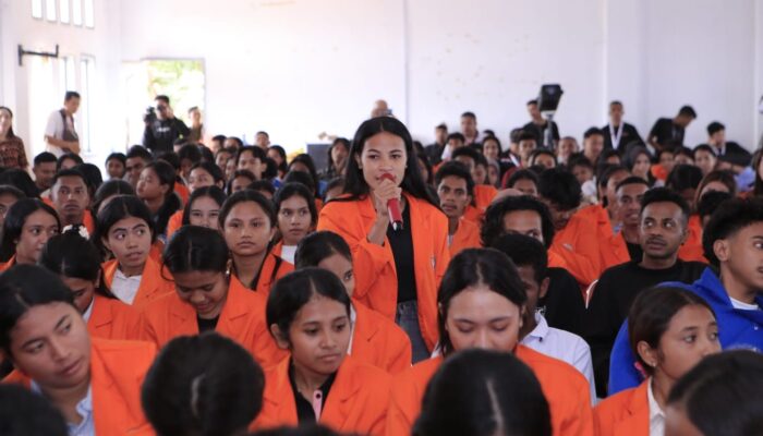 Indosat Perluas Program GenSi di Maumere, Dukung Literasi Digital Generasi Muda