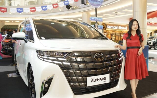 Toyota Hybrid Kuasai Pasar Sulawesi