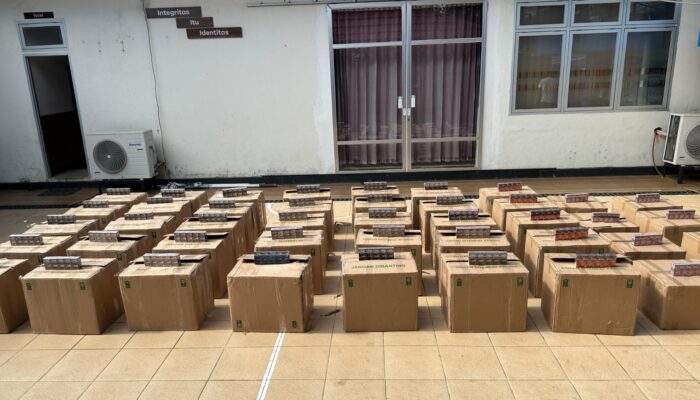 Bea Cukai Kendari Gagalkan Peredaran 688 Ribu Batang Rokok Ilegal, Dua Tersangka Diserahkan ke Kejaksaan