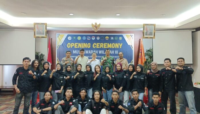 Muswil Permikomnas Sultra: Ketua STMIK Bina Bangsa Minta Pemimpin IT Baru Tak Sekadar Aktif, tapi Visioner