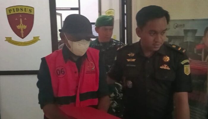 Buntut Dugaan ‘Tilep’ Dana Hibah Pilkada Rp 1,6 M, Eks Sekretaris KPU Konut Resmi Ditahan