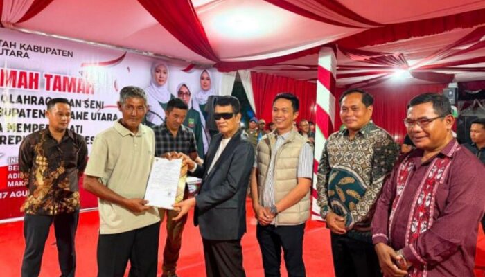 KUPP Molawe Salurkan E-Pas Kecil, Dorong Legalitas Kapal Nelayan Konawe Utara